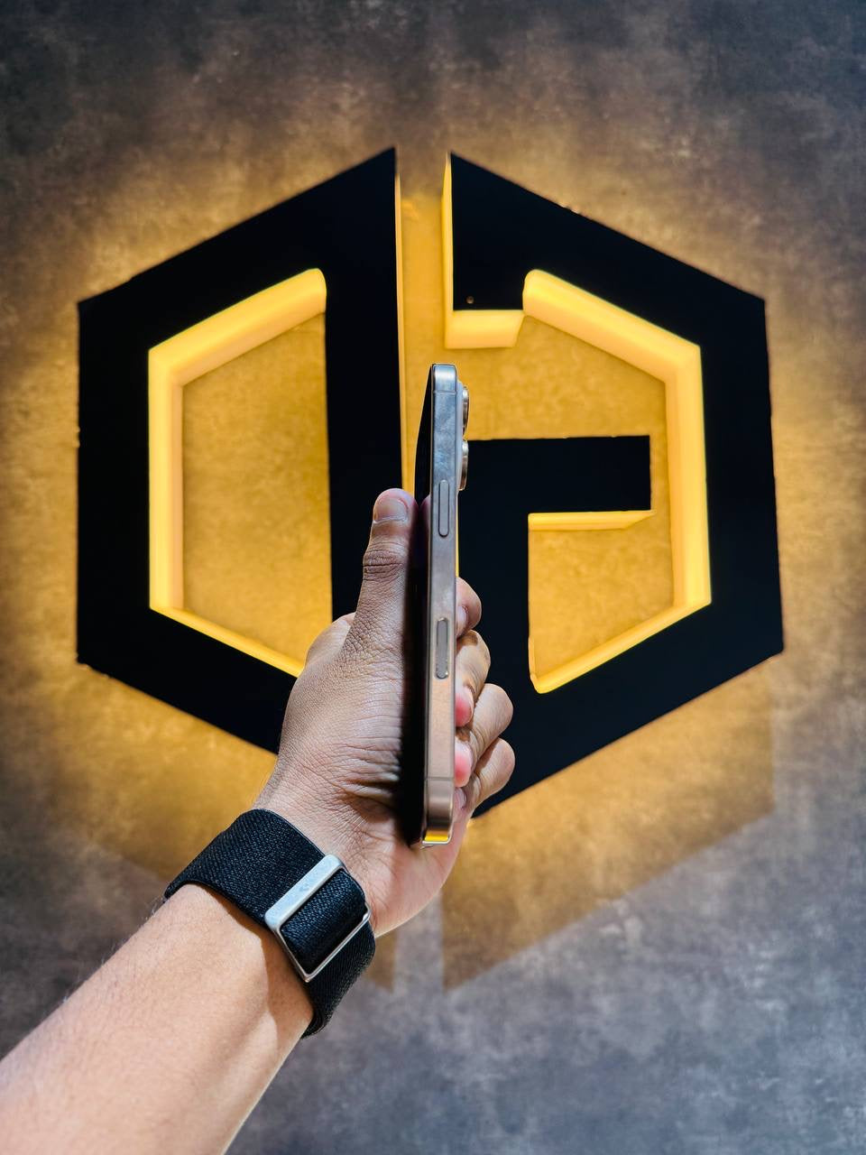 Apple iPhone 16 Pro 256GB - DESERT TITANIUM - Code (06115) - The Digital Hub