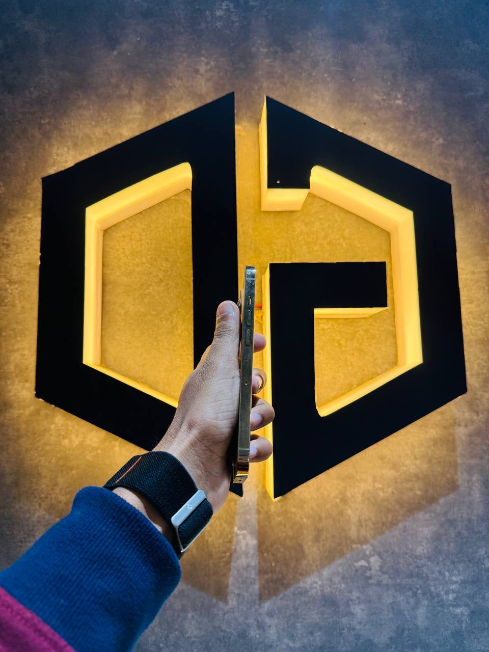 Apple iPhone 13 Pro 128GB - GOLD - Code (66977) - The Digital Hub