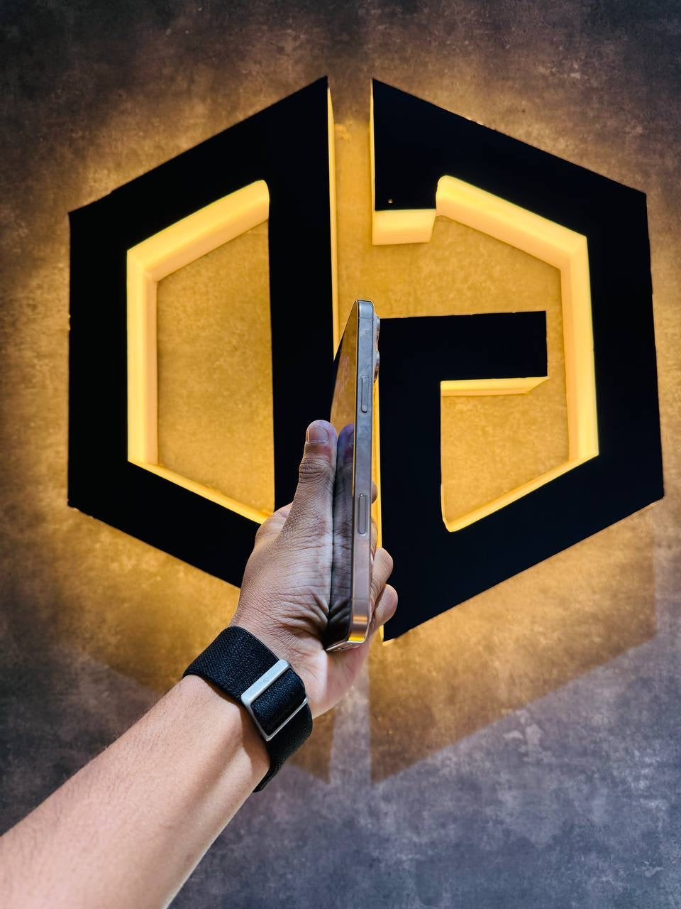 Apple iPhone 16 Pro Max 256GB - DESERT TITANIUM - Code (48677) - The Digital Hub