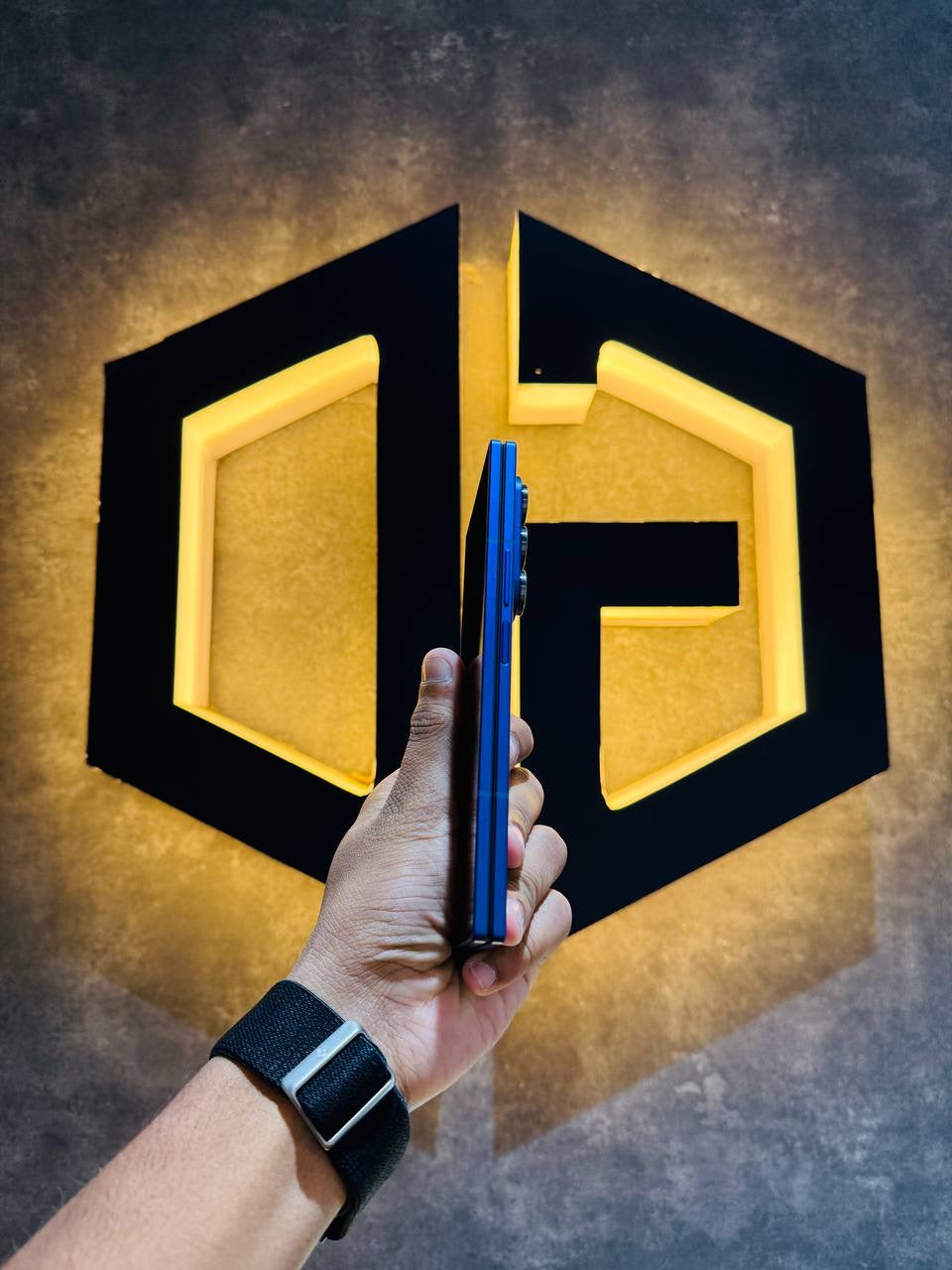 Samsung Z Fold 7 12+256GB - BLUE - Code (14650) - The Digital Hub