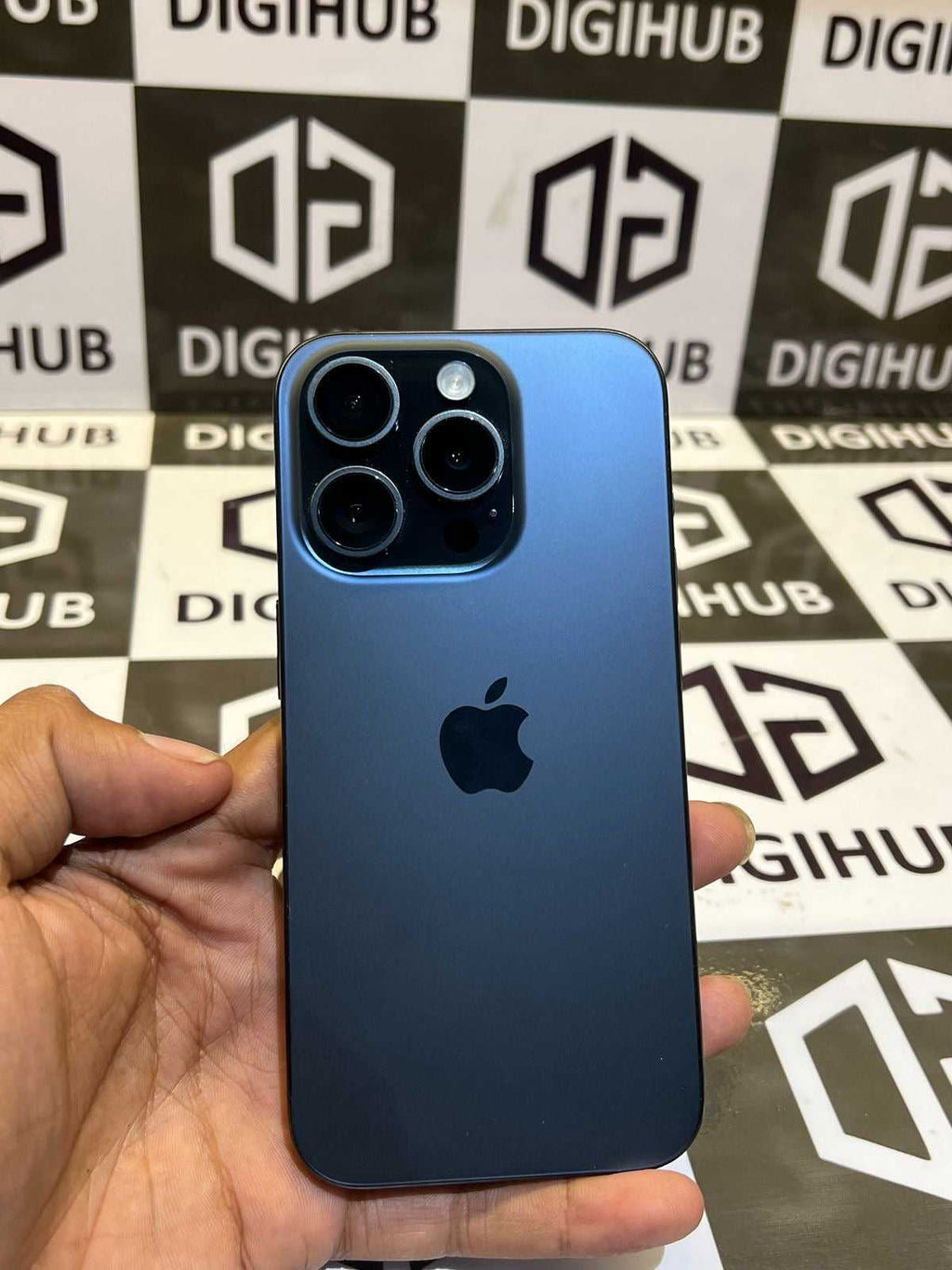 Apple iPhone 15 Pro 128Gb - Blue - Item Code (84472)