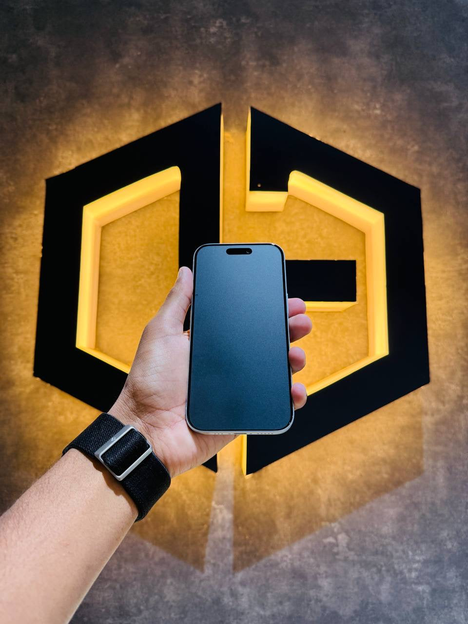 Apple iPhone 15 256GB - BLUE - Code (23696) - The Digital Hub