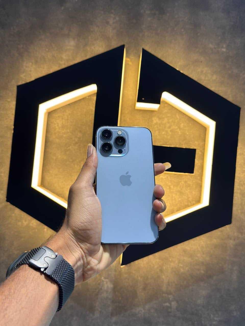 Apple iPhone 13 Pro 256GB - BLUE - Code (42808) - The Digital Hub