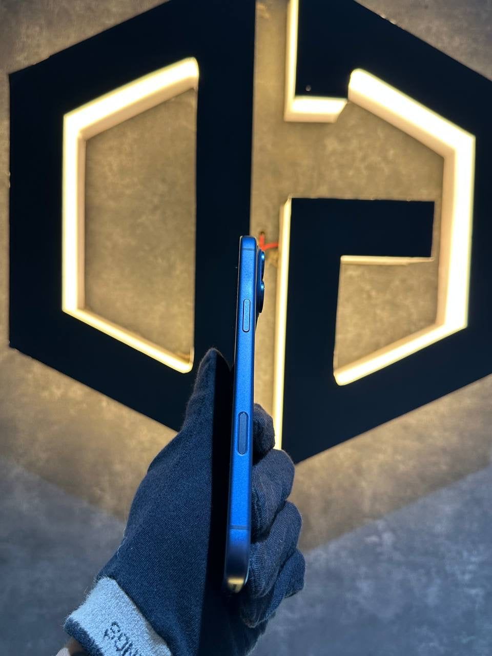 Apple iPhone 17 Pro Max 256GB - BLUE - Code (01954)