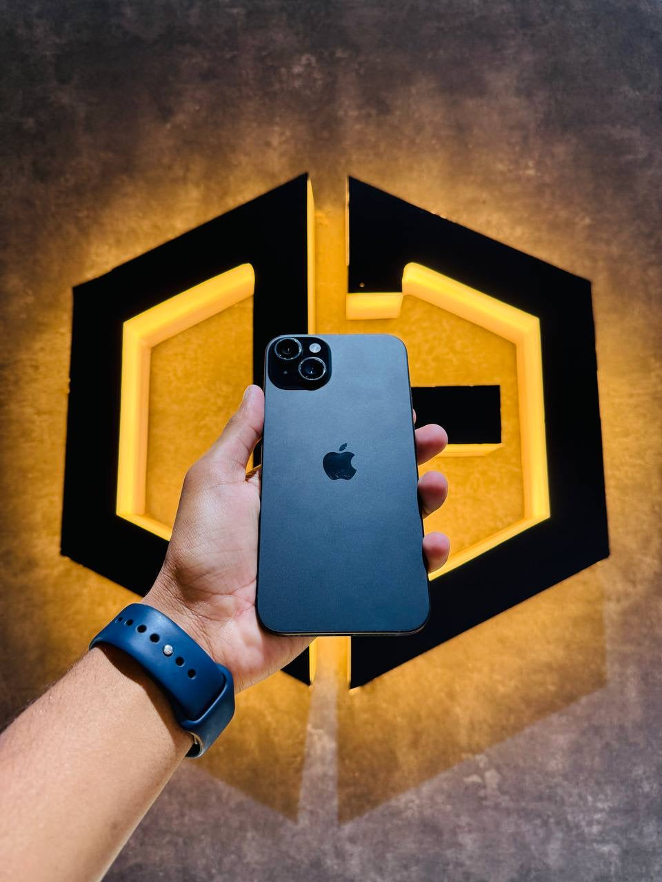 Apple iPhone 15 Plus 128GB - BLACK - Code (35424) - The Digital Hub