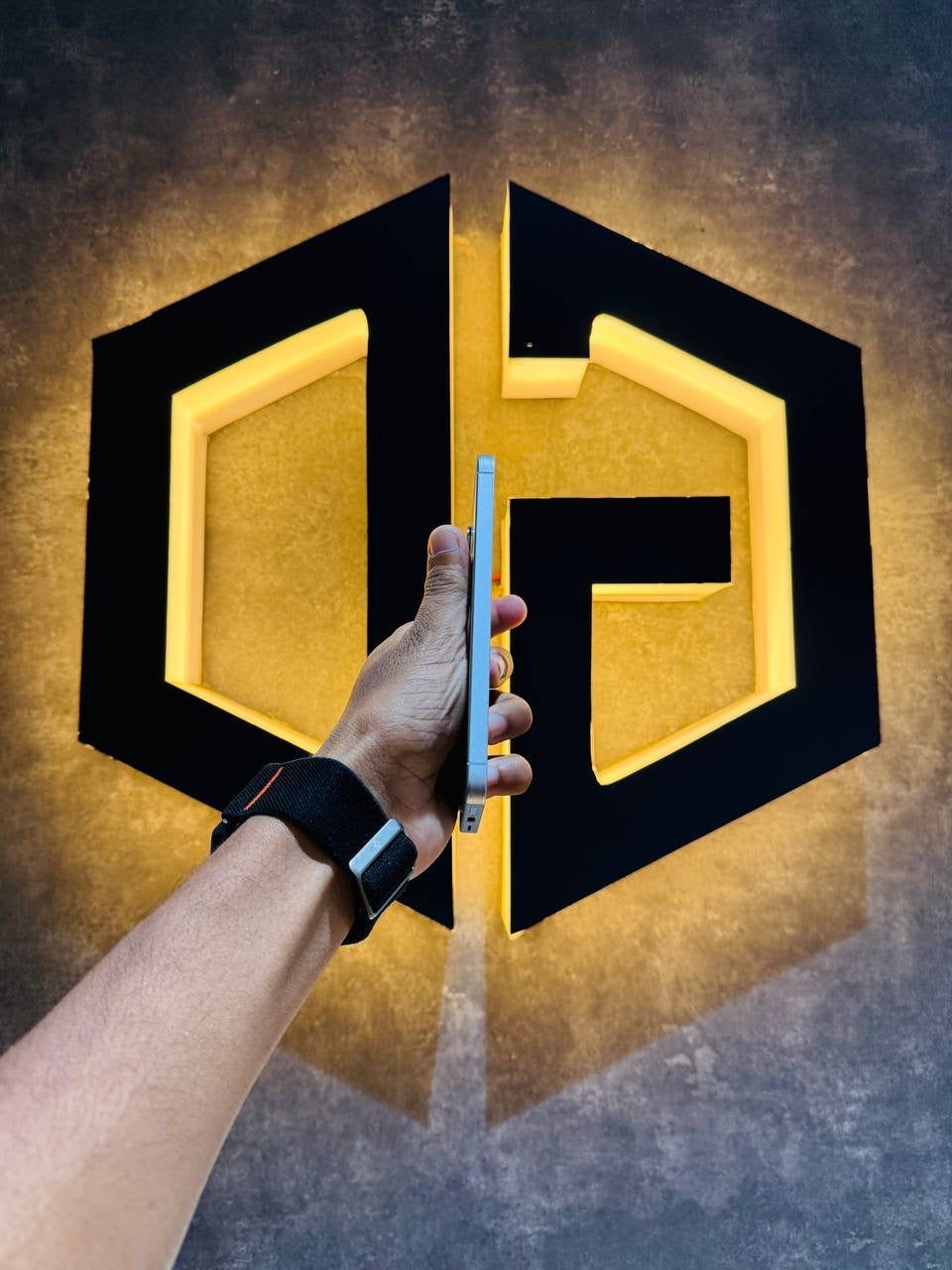 Samsung S25 12+256GB - ICYBLUE - Code (11046) - The Digital Hub