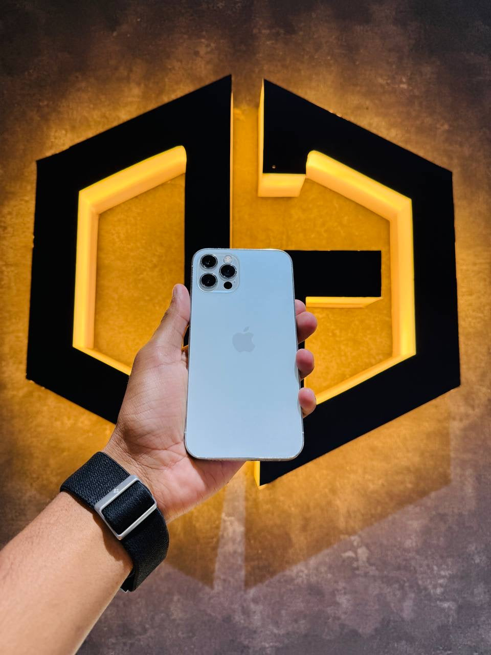 Apple iPhone 12 Pro 128GB - WHITE - Code (63014) - The Digital Hub