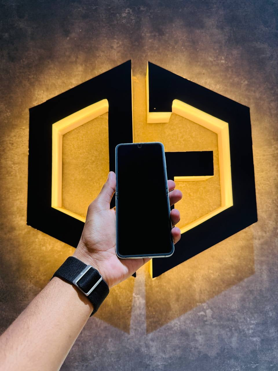 Samsung Z Flip 6 12+256GB - MINT - Code (65155) - The Digital Hub