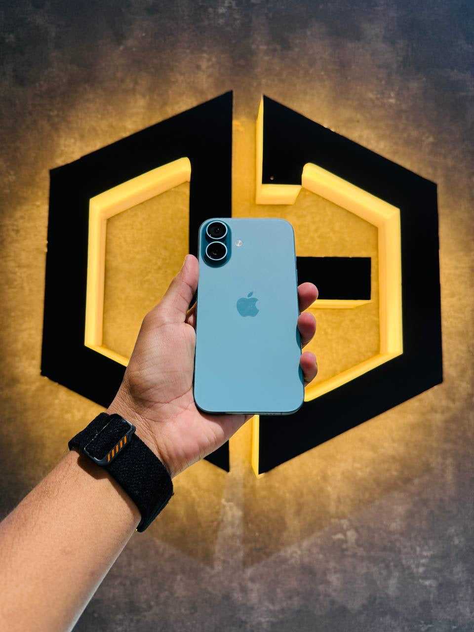 Apple iPhone 16 128GB - TEAL - Code (72746)