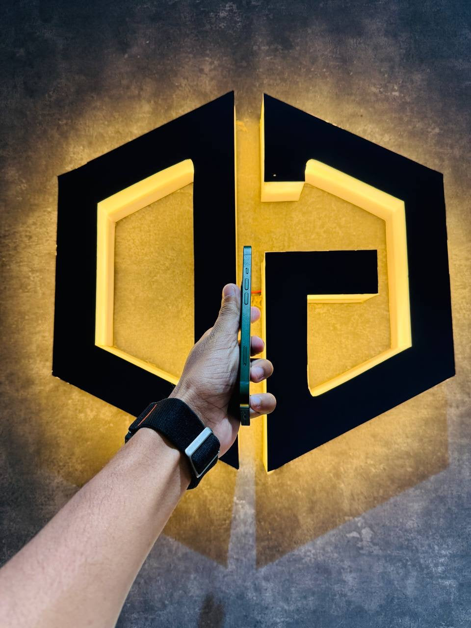 Apple iPhone 13 256GB - GREEN - Code (53808) - The Digital Hub