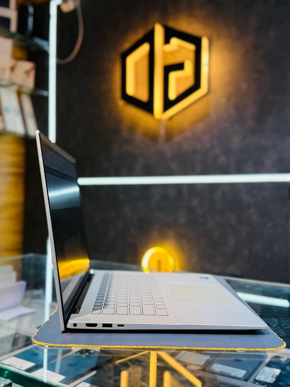 Dell Laptop Inspiron 5630 16+1TB SSD - SILVER - Code (001OR)