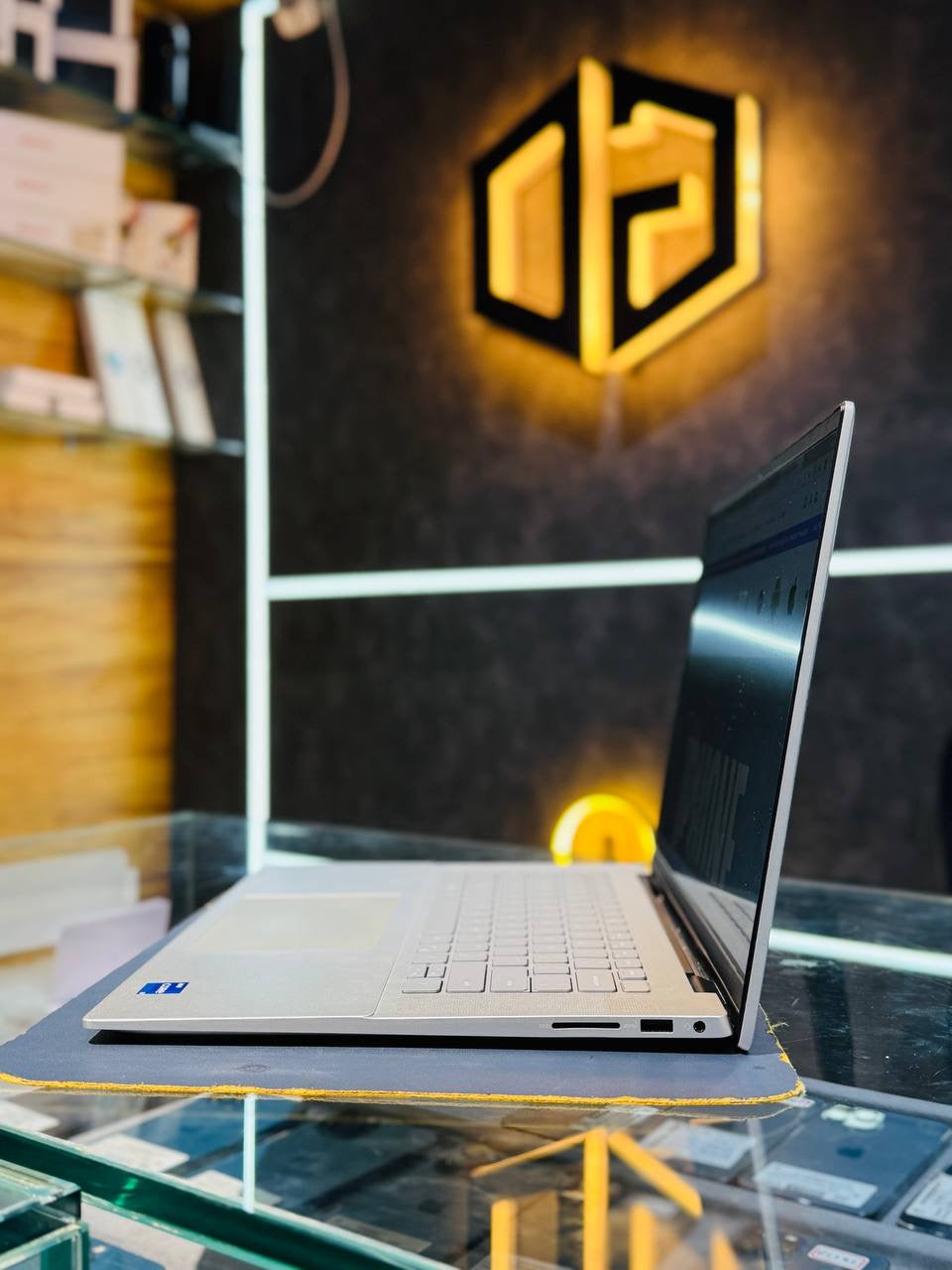 Dell Laptop Inspiron 5630 16+1TB SSD - SILVER - Code (001OR)