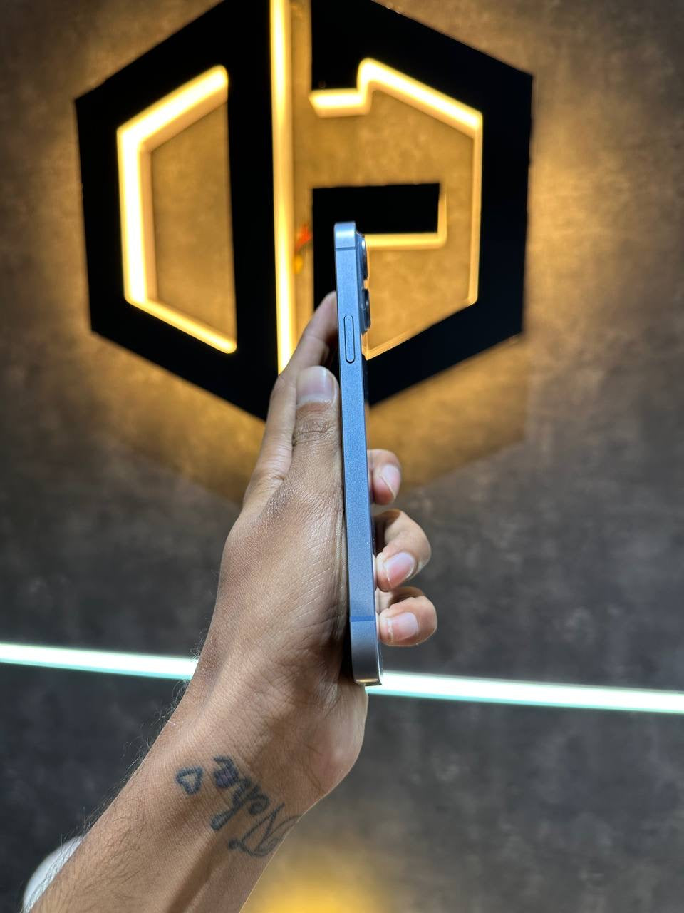 Apple iPhone 14 Plus 128GB - BLUE - Code (85680) - The Digital Hub