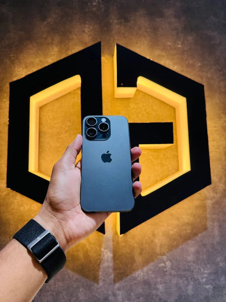 Apple iPhone 15 Pro 256GB - BLACK - Code (77898) - The Digital Hub