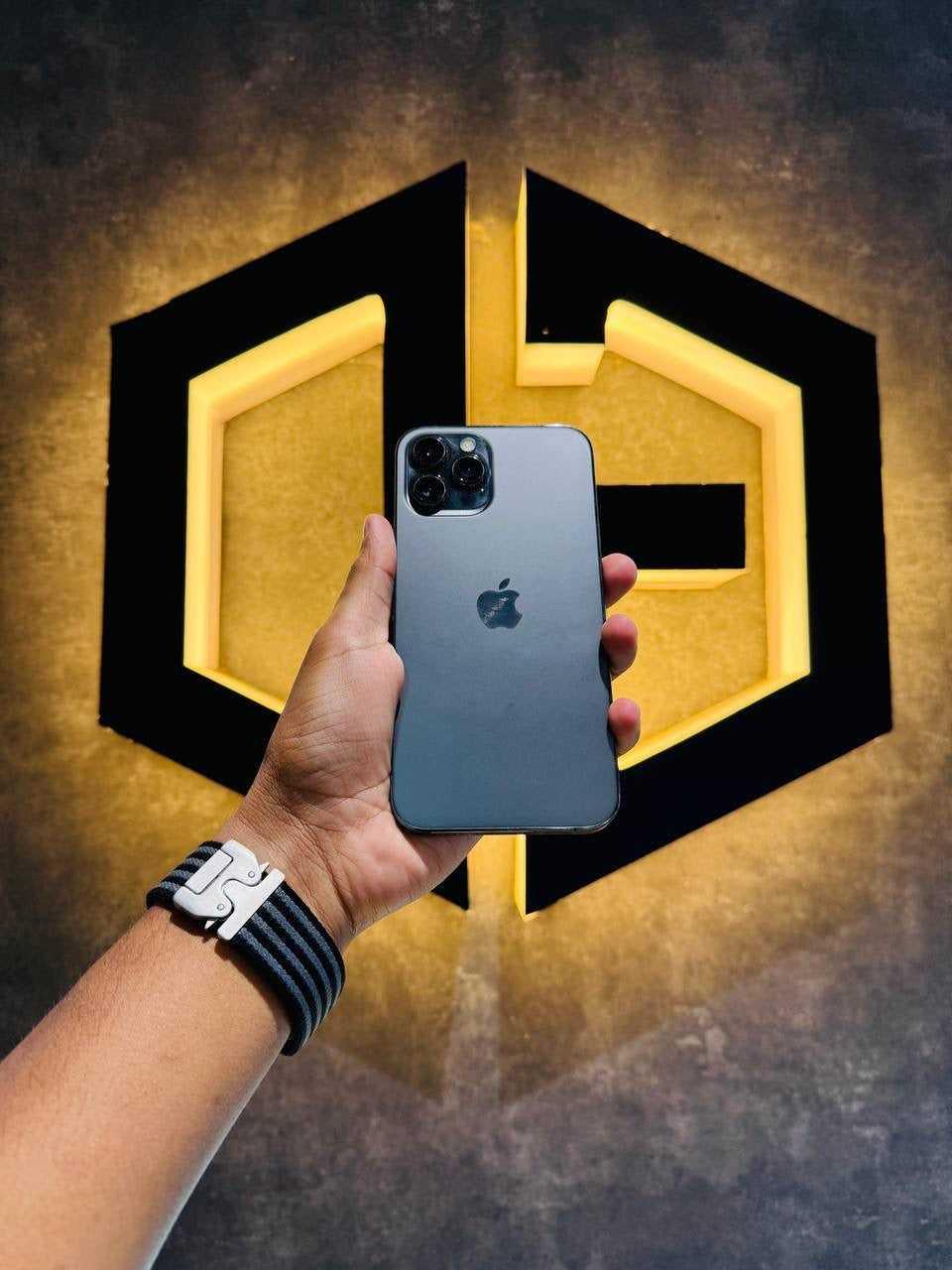 Apple iPhone 12 Pro Max 256GB - BLACK - Code (82497) - The Digital Hub