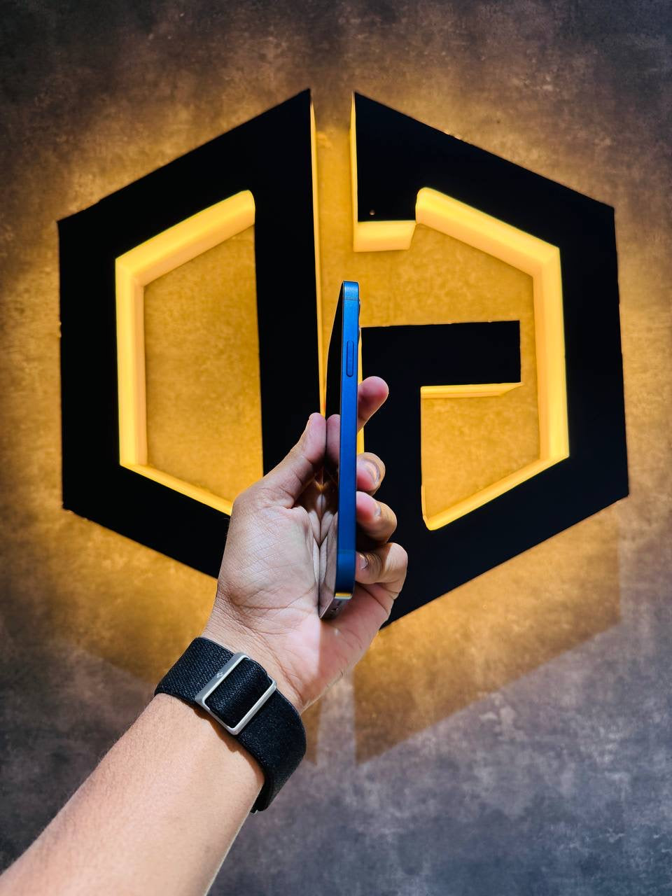 Apple iPhone 12 64GB - BLUE - Code (26274) - The Digital Hub