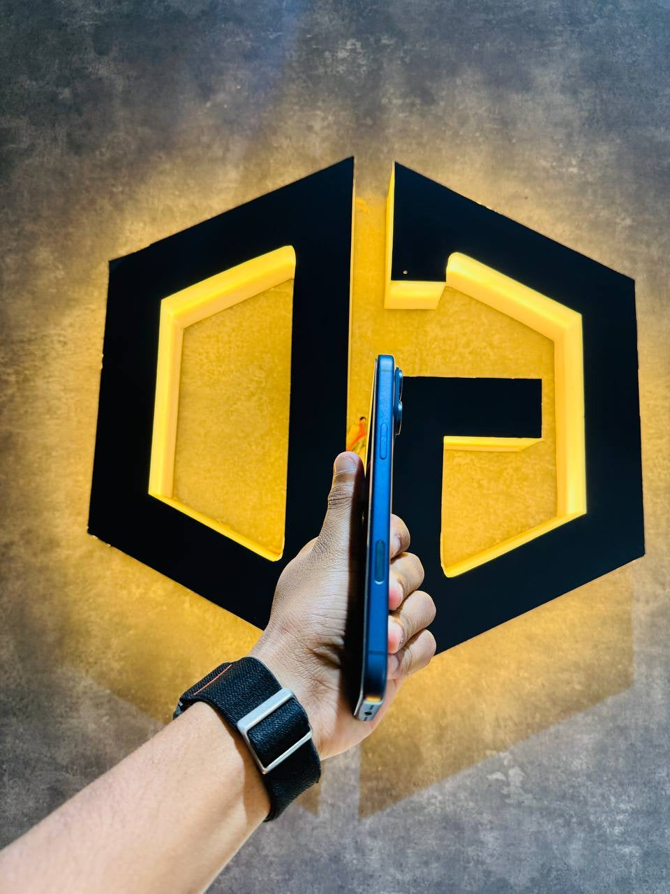 Apple iPhone 17 Pro Max 256GB - BLUE - Code (08748)