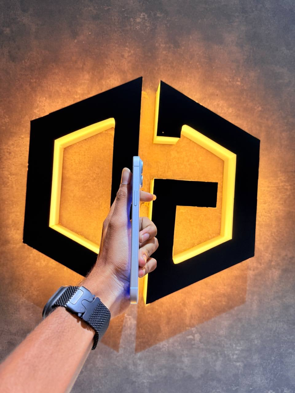 Apple iPhone 15 Plus 128GB - BLUE - Code (26168) - The Digital Hub