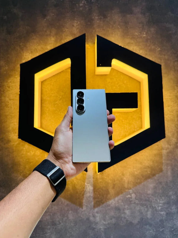 Samsung Z Fold 7 12+512GB - SILVER - Code (33794) - The Digital Hub