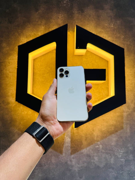 Apple iPhone 12 Pro 256GB - GOLD - Code (43456) - The Digital Hub