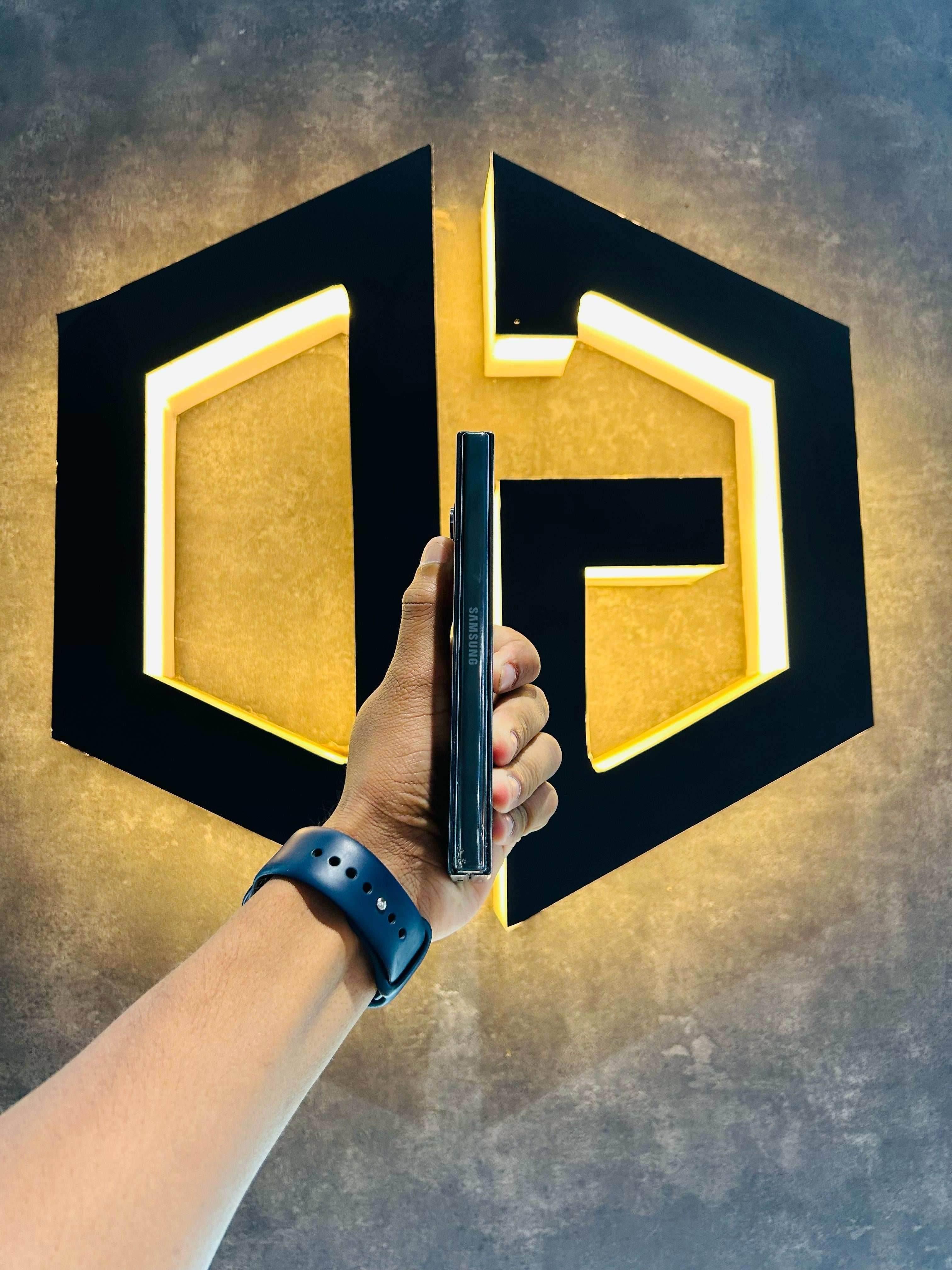 Samsung Z Fold 5 12+512Gb - Black - Item Code (056096) - The Digital Hub