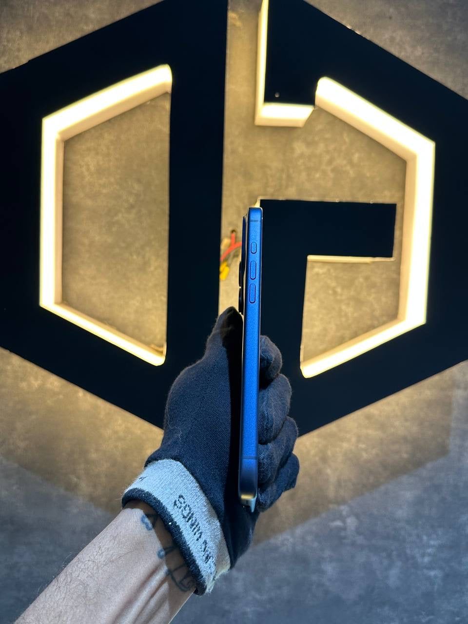 Apple iPhone 17 Pro Max 256GB - BLUE - Code (01954)