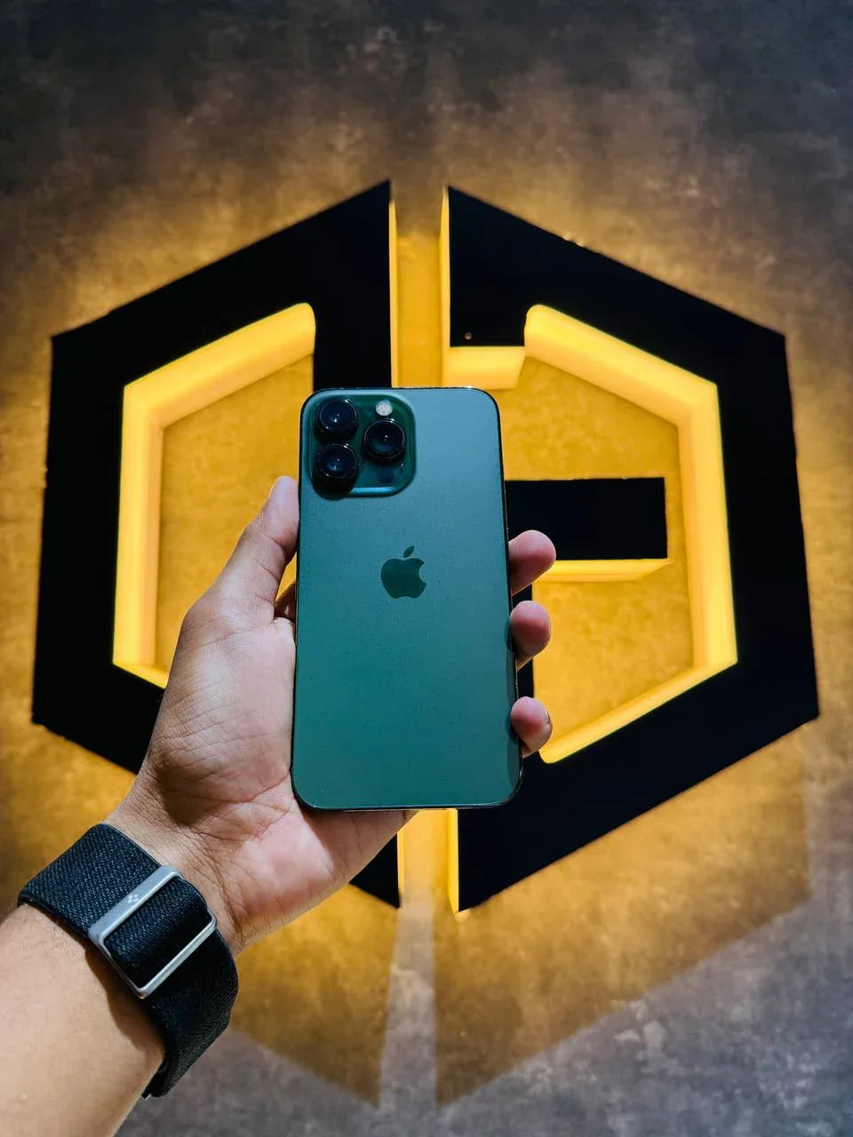 Apple iPhone 13 Pro 256GB - GREEN - Code (16464) - The Digital Hub