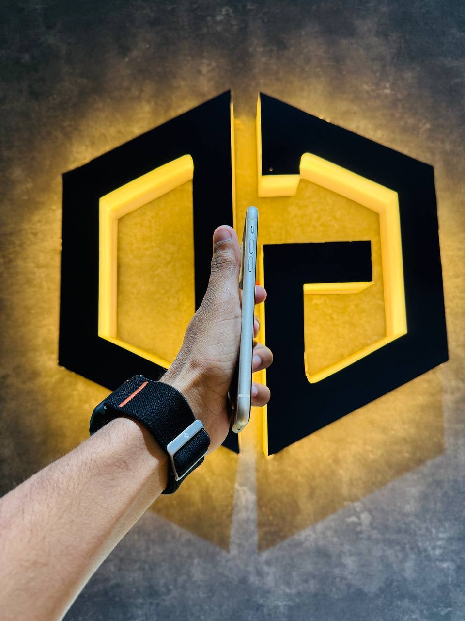 Apple iPhone 11 64GB - WHITE - Code (15577)