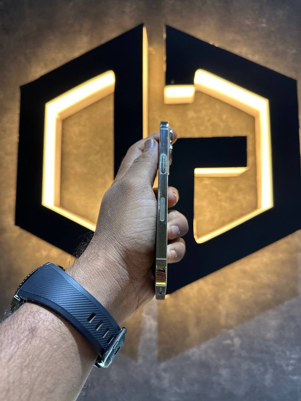 Apple iPhone 13 Pro 128GB - GOLD - Code (11834)