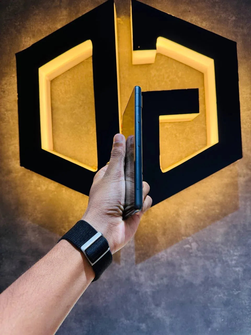 Google Pixel 7A 128GB - BLACK - Code (63625) - The Digital Hub