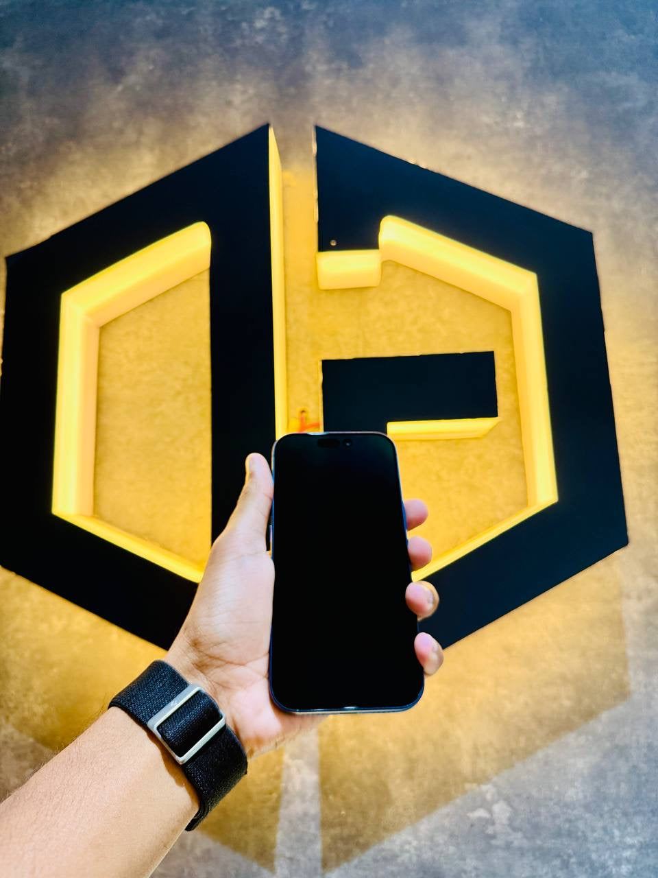 Apple iPhone 17 Pro 256GB - BLUE - Code (84754)