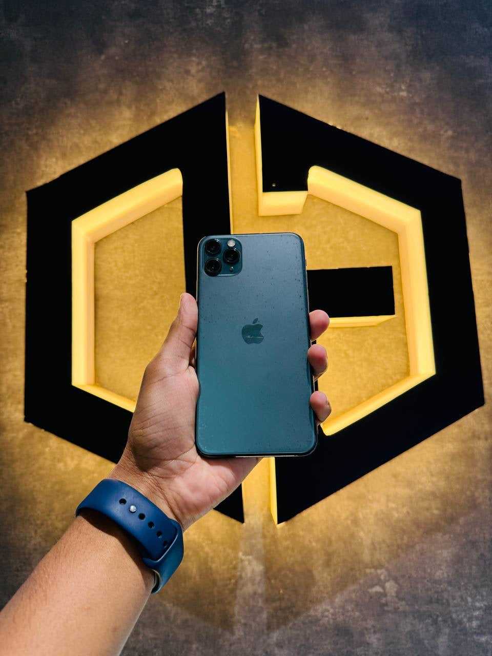 Apple iPhone 11 Pro Max 256GB - GREEN  - Code (12106)