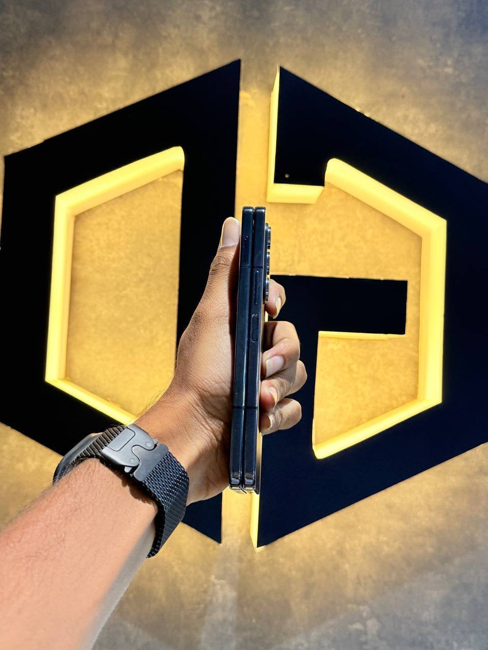 Samsung Z Fold 5 12+512GB - BLACK - Code (62206) - The Digital Hub