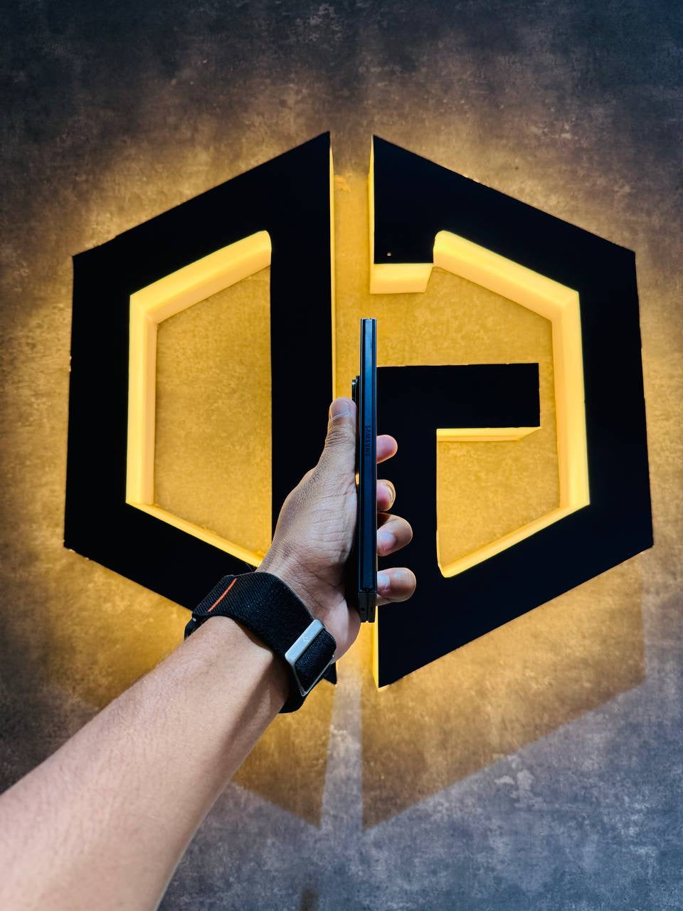 Samsung Z Fold 7 12+512GB - JETBLACK - Code (30509) - The Digital Hub