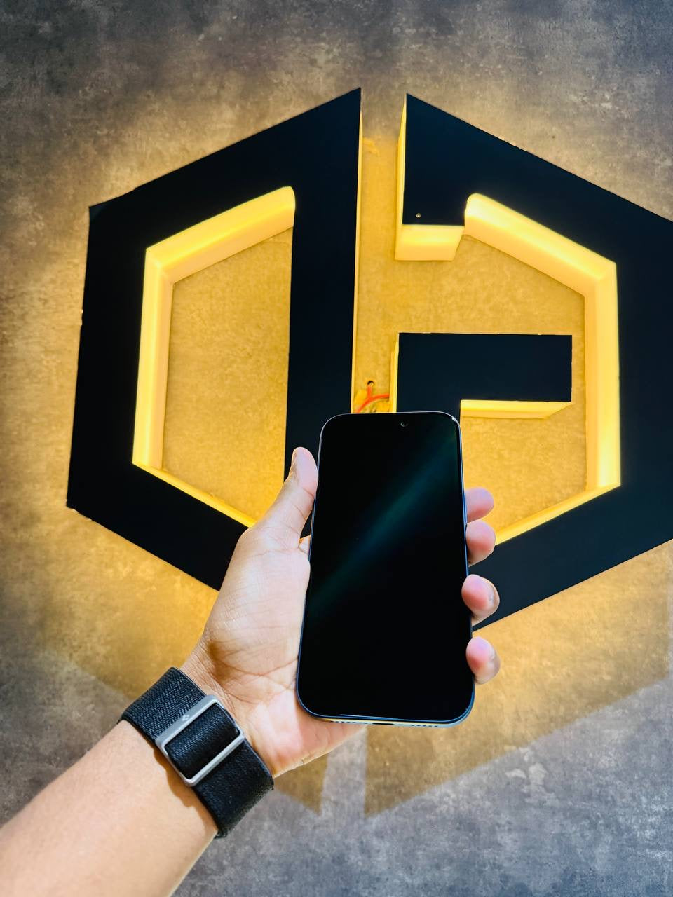 Apple iPhone 17 Pro 256GB - BLUE - Code (28220)