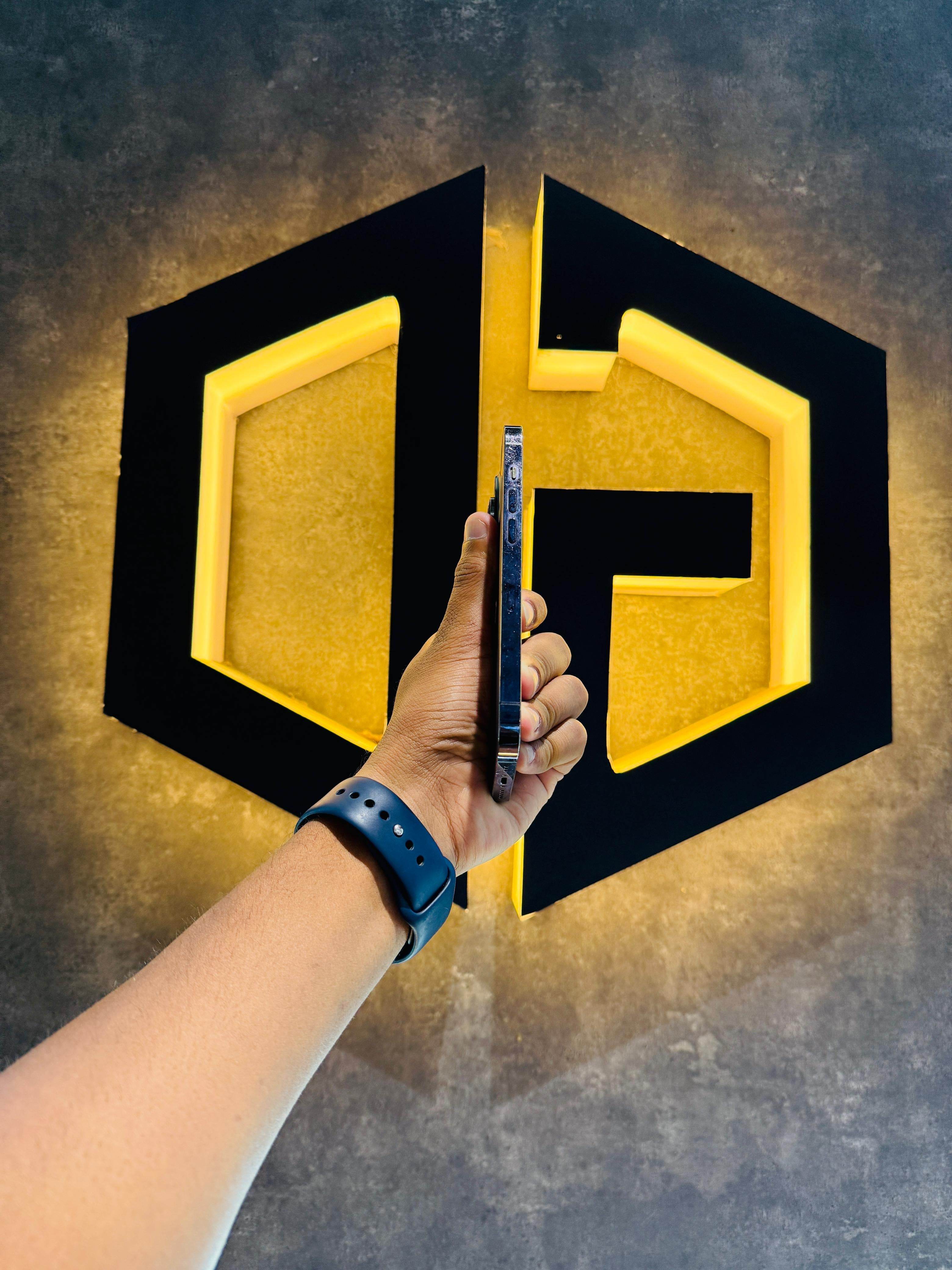 Apple iPhone 14 Pro 256GB - PURPLE - Code (42458) - The Digital Hub