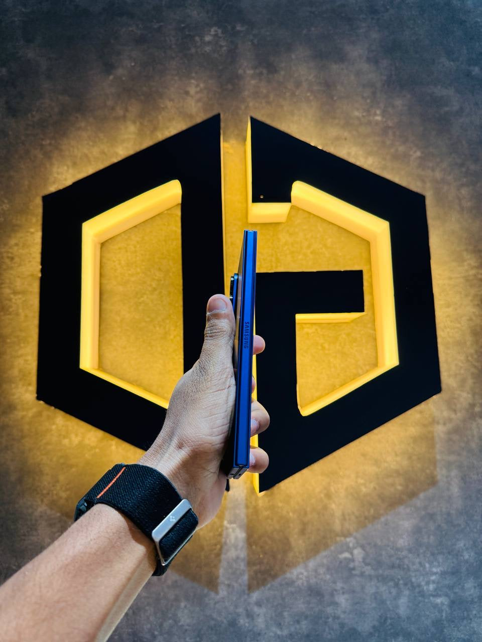 Samsung Z Fold 7 12+256GB - BLUE - Code (14650) - The Digital Hub