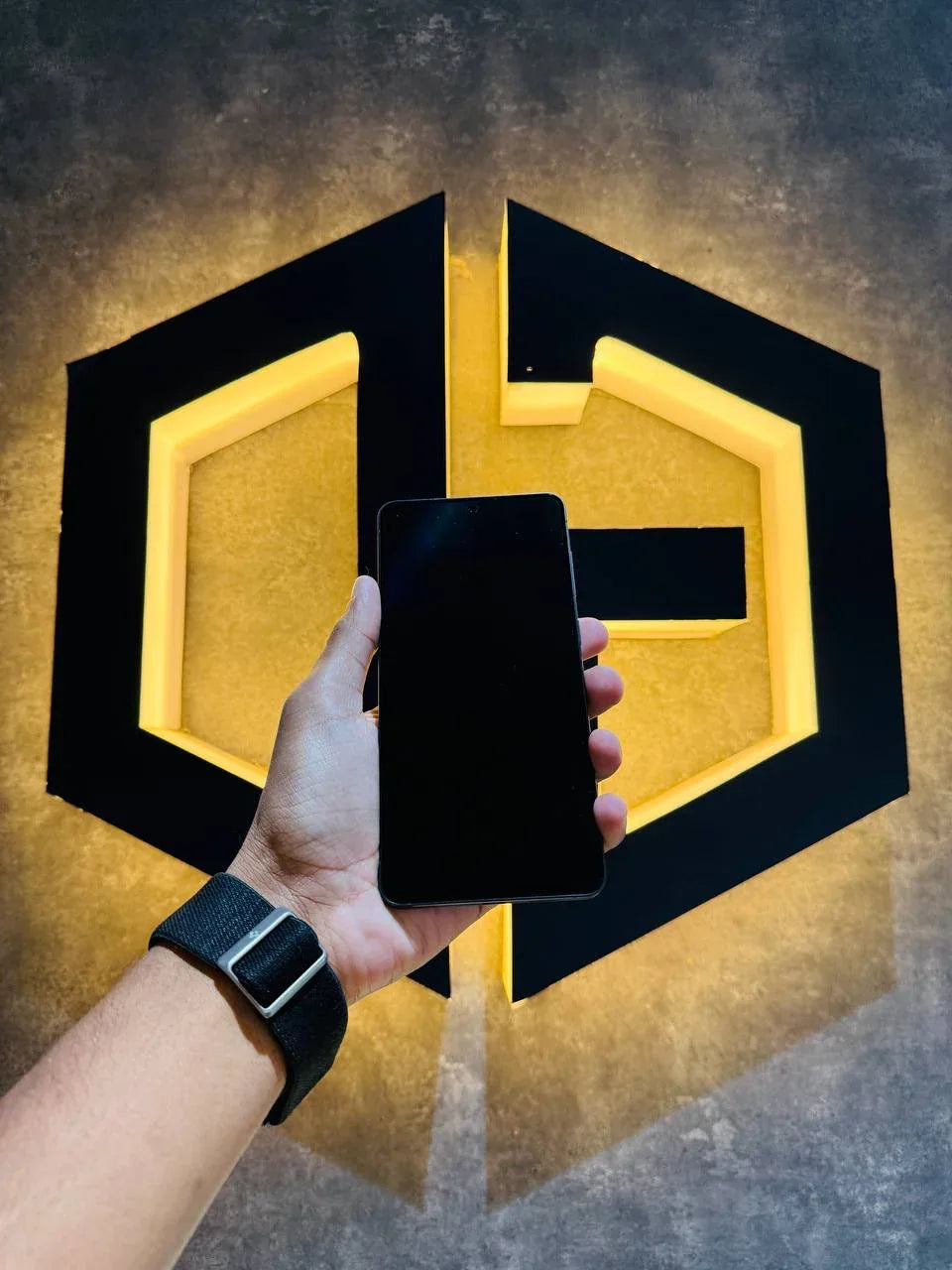 Samsung S25 Edge 12+512GB - BLACK - Code (65670) - The Digital Hub