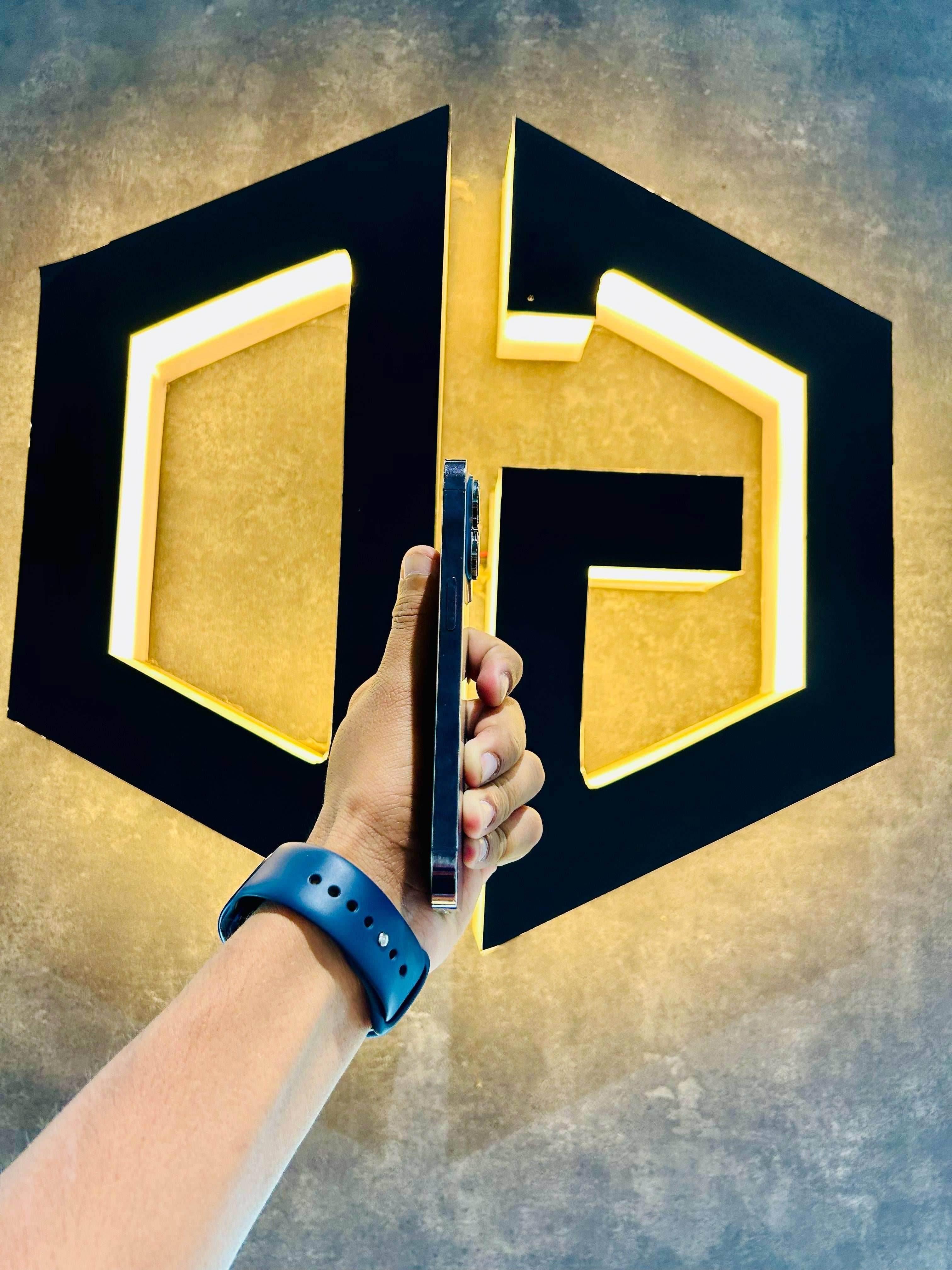 Apple iPhone 14 Pro 256Gb - Purple - Item Code (50709) - The Digital Hub