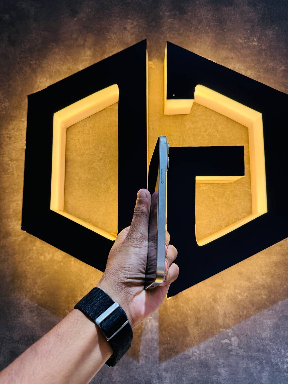 Apple iPhone 15 Pro Max 512GB - NATURAL TITANIUM - Code (48111)