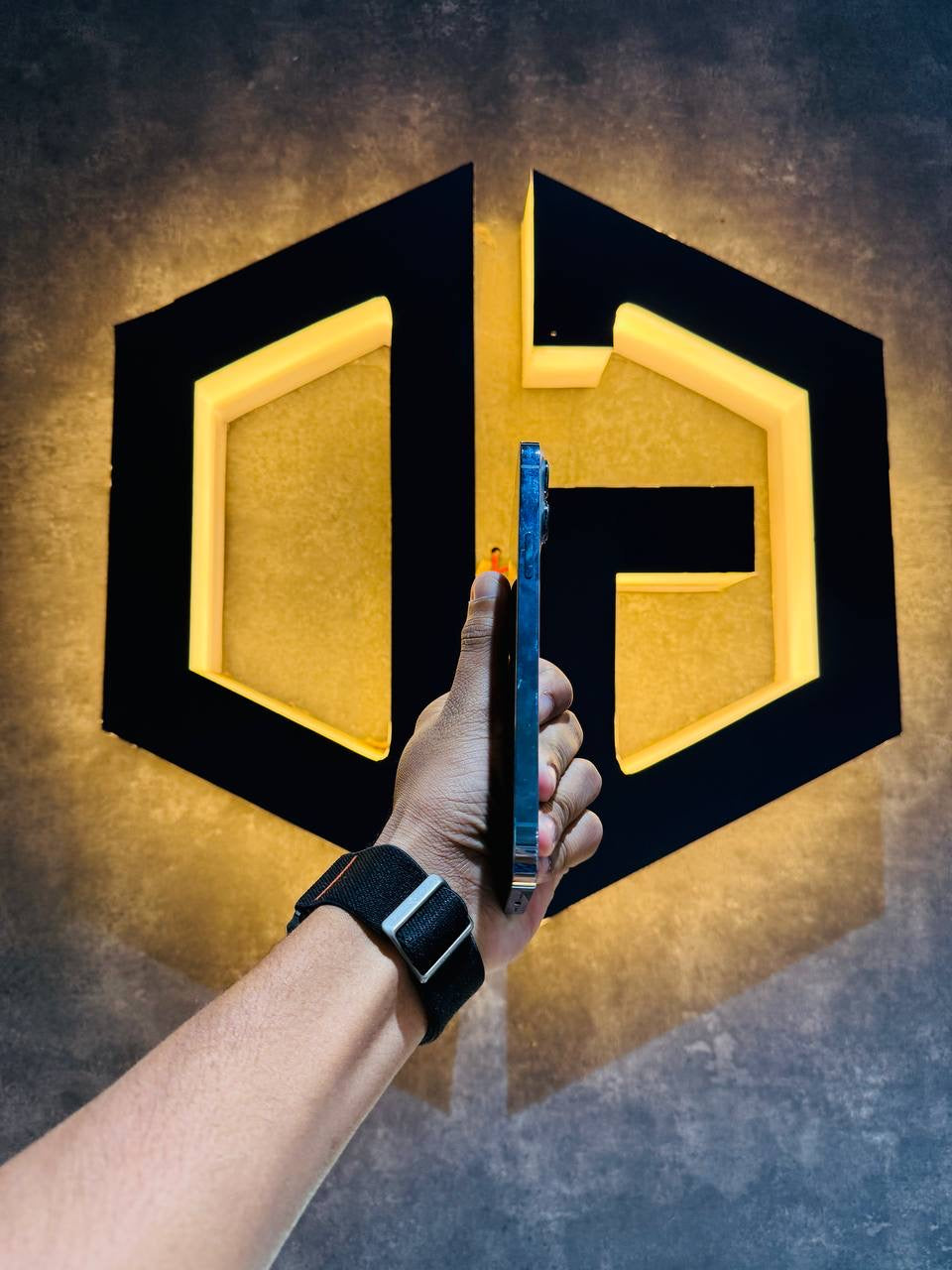 Apple iPhone 13 Pro Max 128GB - BLUE - Code (00981) - The Digital Hub