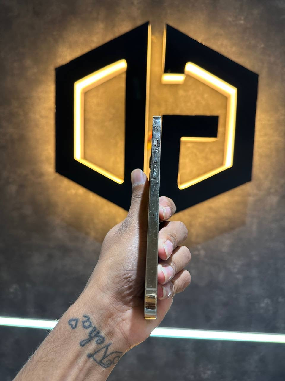 Apple iPhone 12 Pro Max 256GB - GOLD - Code (46336)