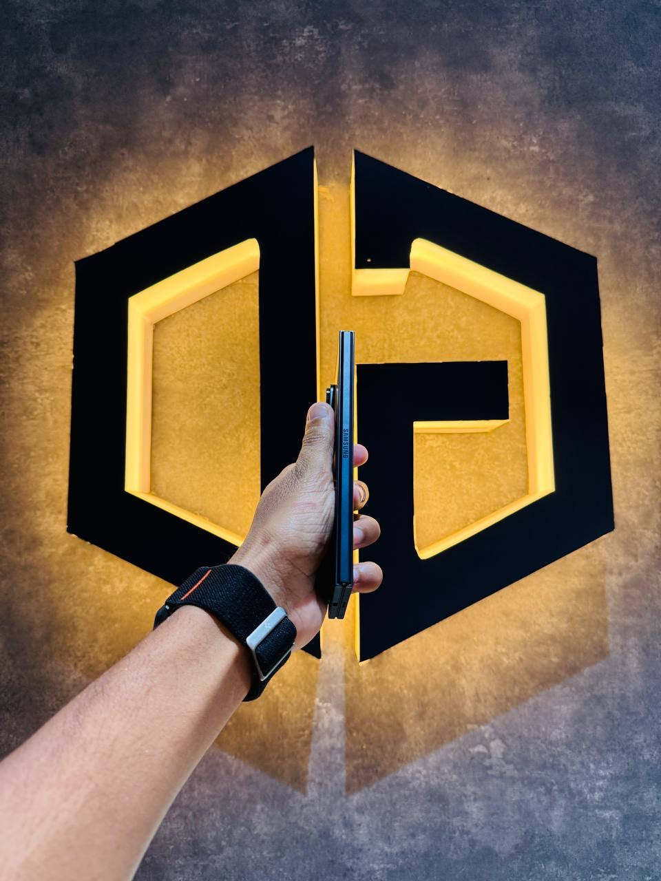 Samsung Z Fold 7 12+512GB - JETBLACK - Code (01601) - The Digital Hub