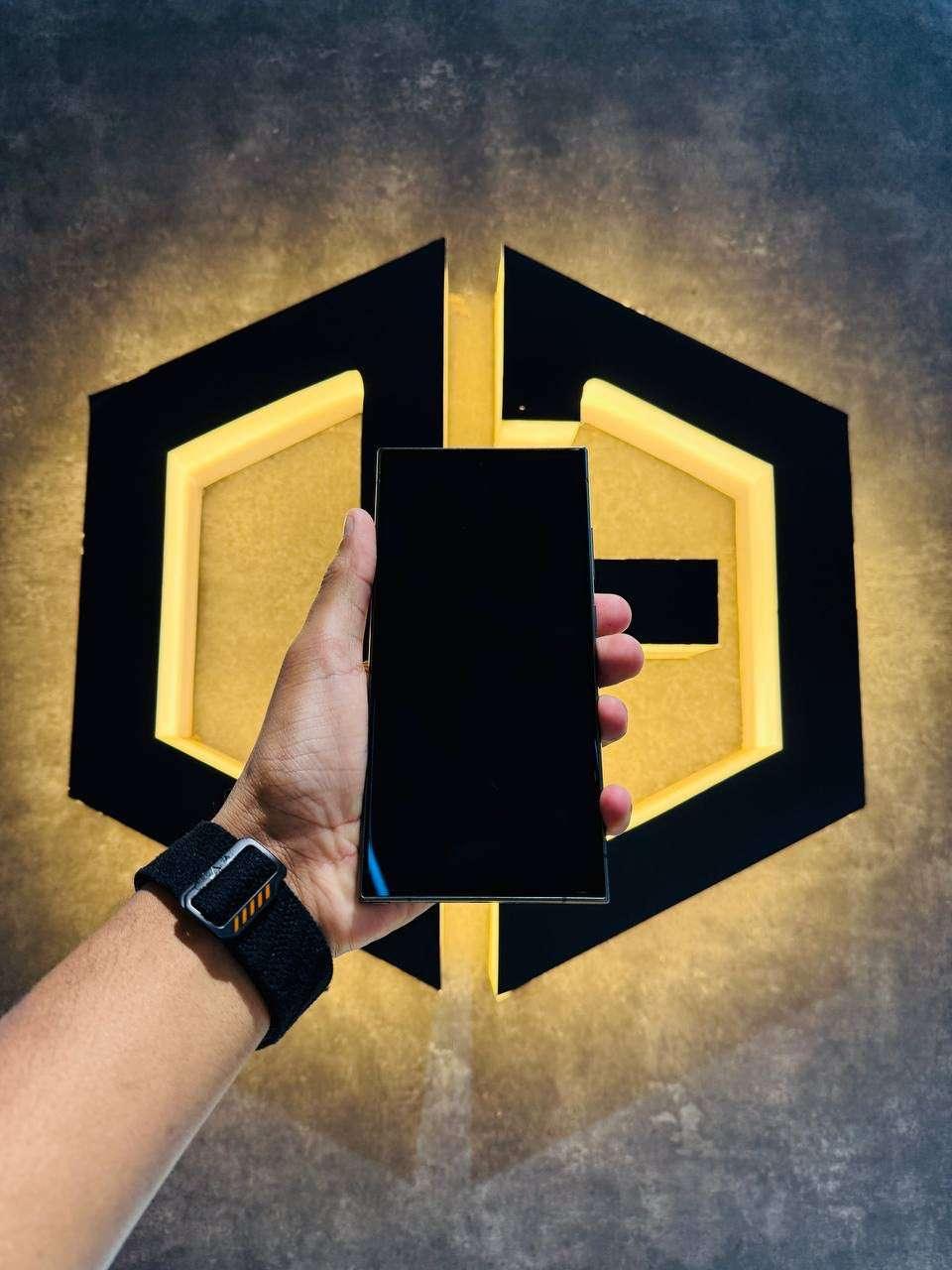 Samsung S24 Ultra 12+512GB - TITANIUM GREEN - Code (14374) - The Digital Hub