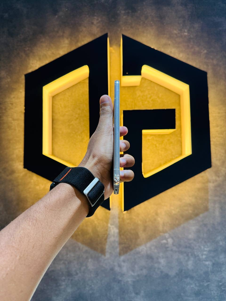 Samsung S22 Plus 8+256GB - WHITE - Code (02100) - The Digital Hub