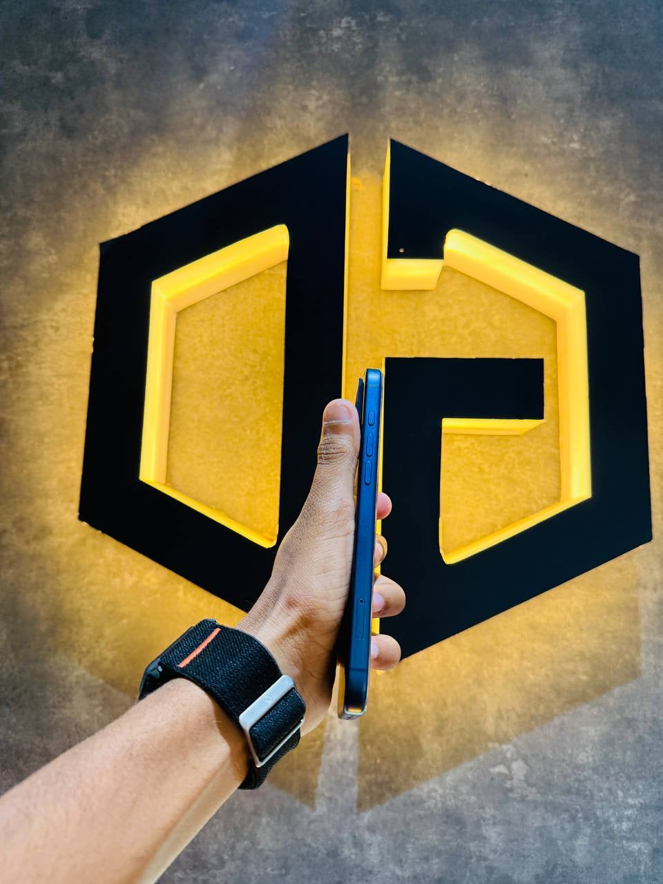 Apple iPhone 17 Pro Max 256GB - BLUE - Code (08748)