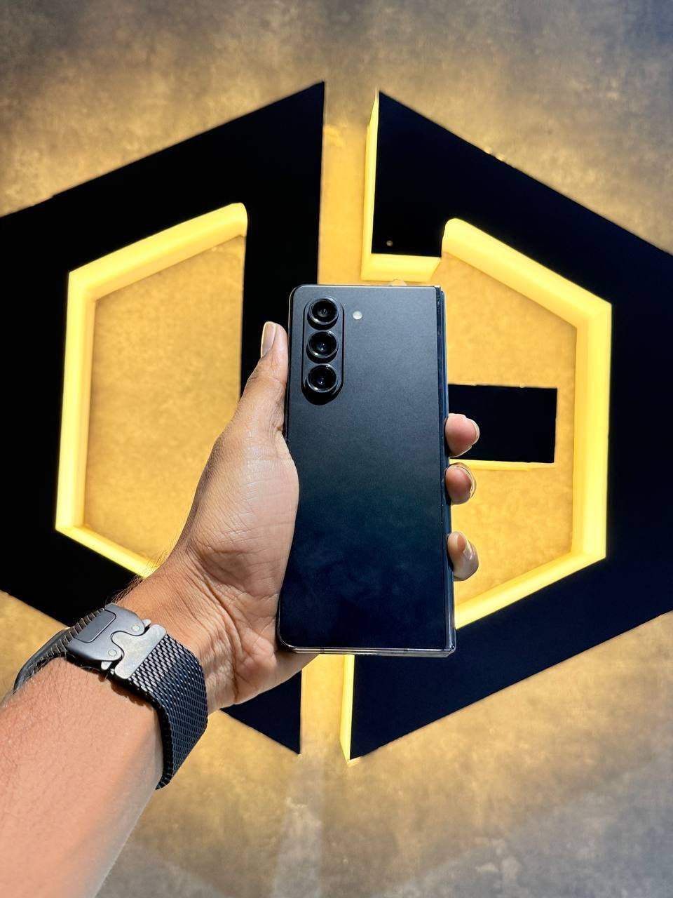 Samsung Z Fold 5 12+512GB - BLACK - Code (62206) - The Digital Hub