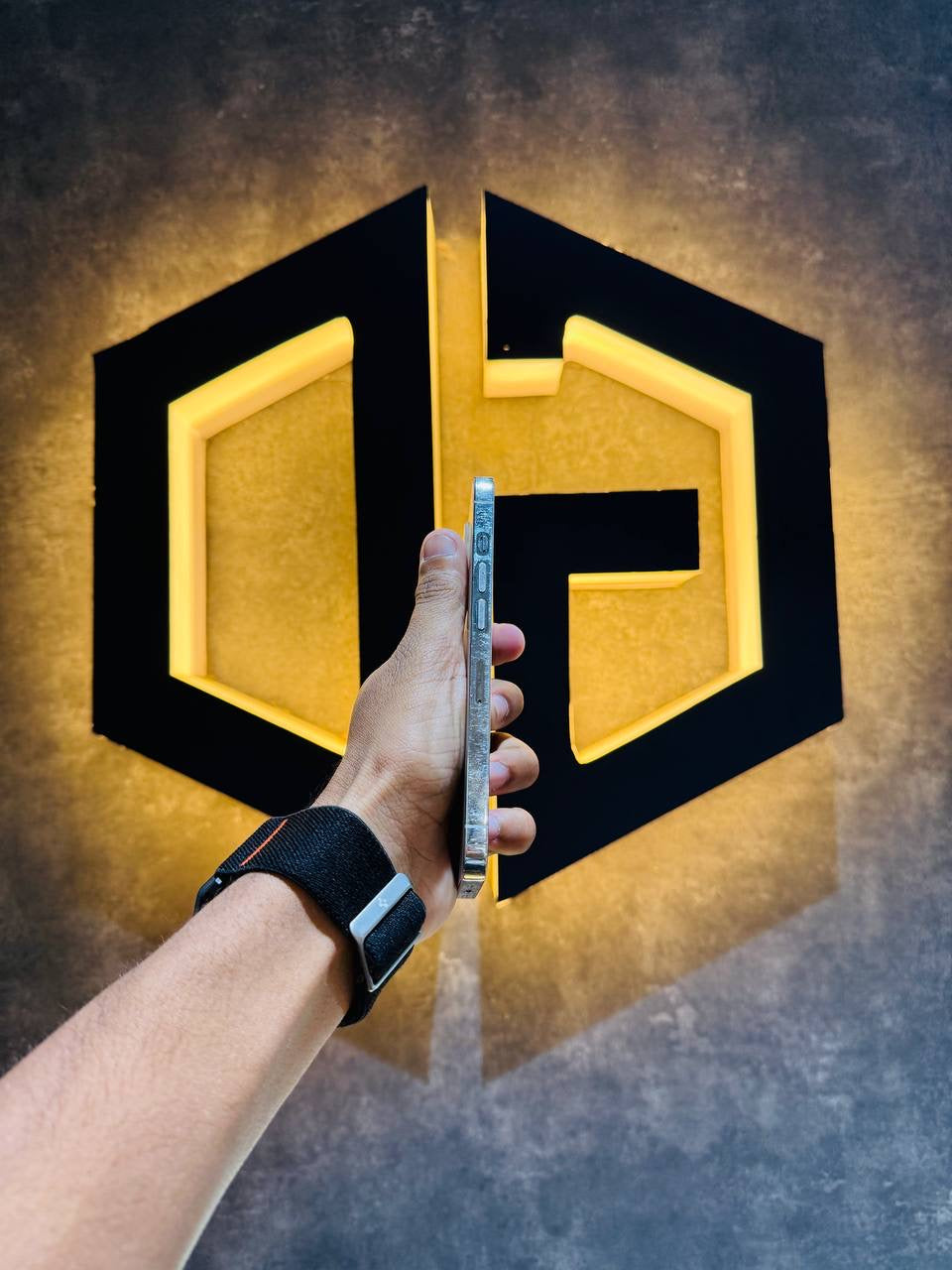 Apple iPhone 13 Pro 128GB - WHITE - Code (90865) - The Digital Hub