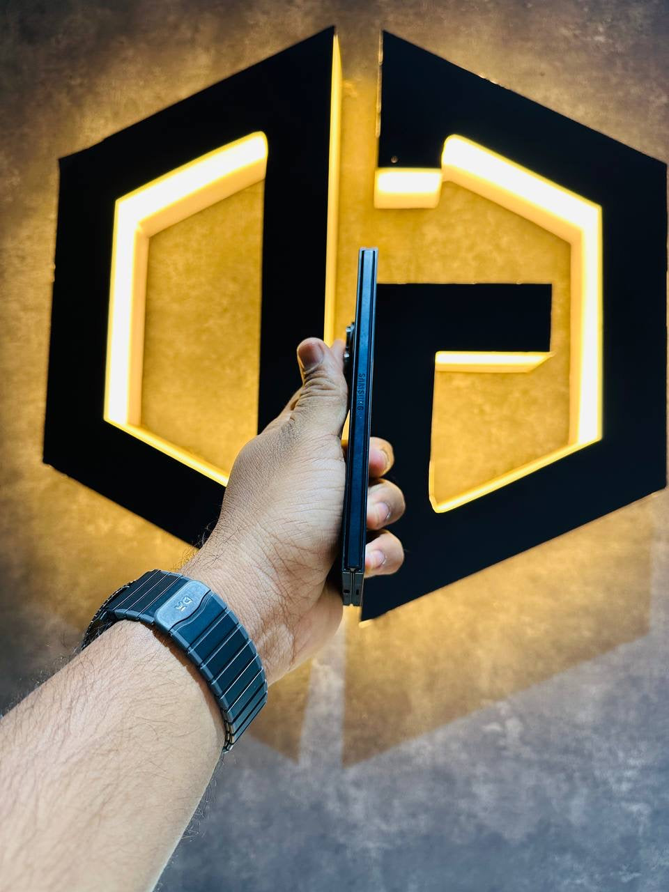 Samsung Z Fold 7 12+512GB - JETBLACK - Code (12487) - The Digital Hub