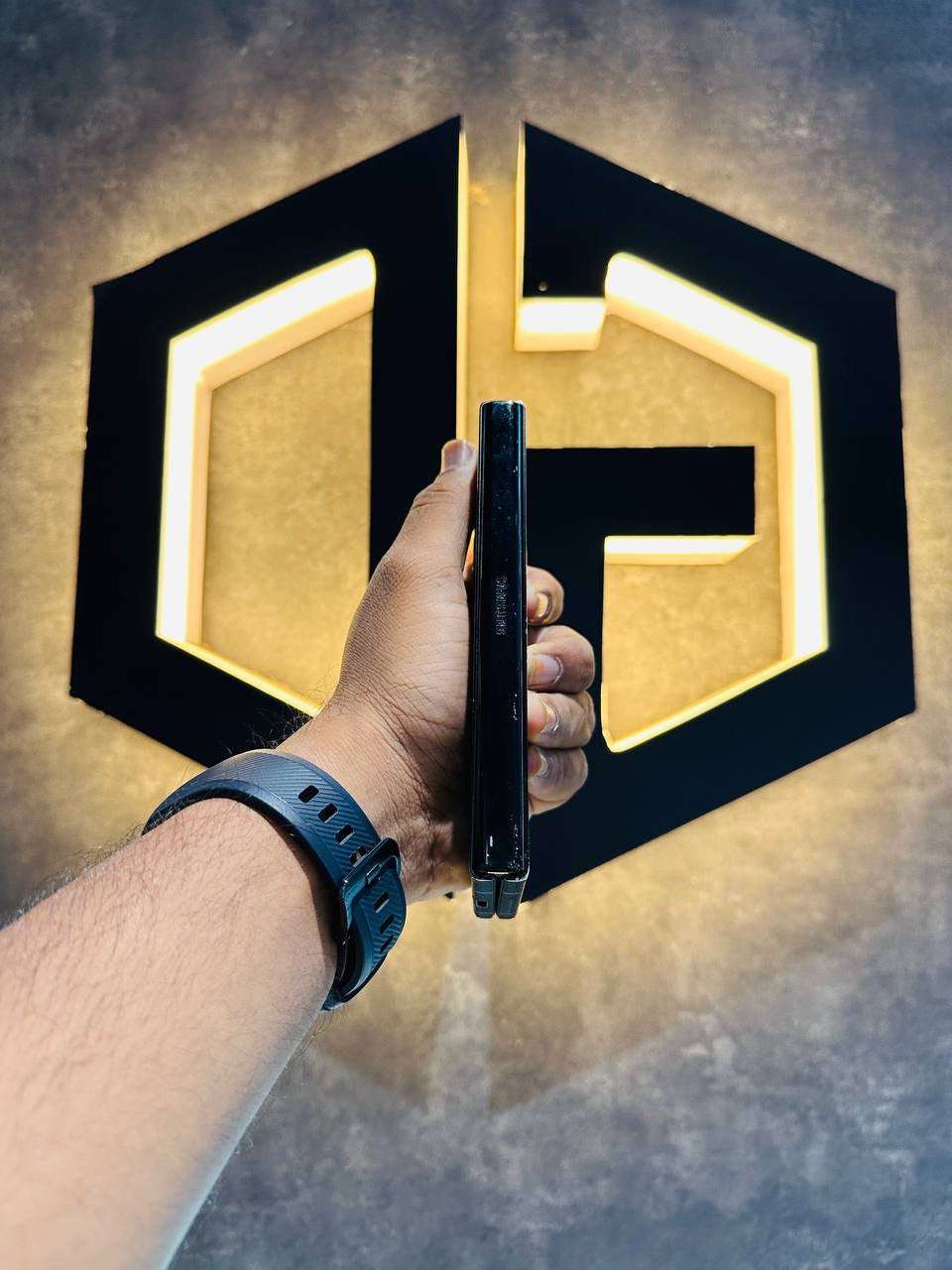 Samsung Z Fold 3 12+256GB - BLACK - Code (00558) - The Digital Hub